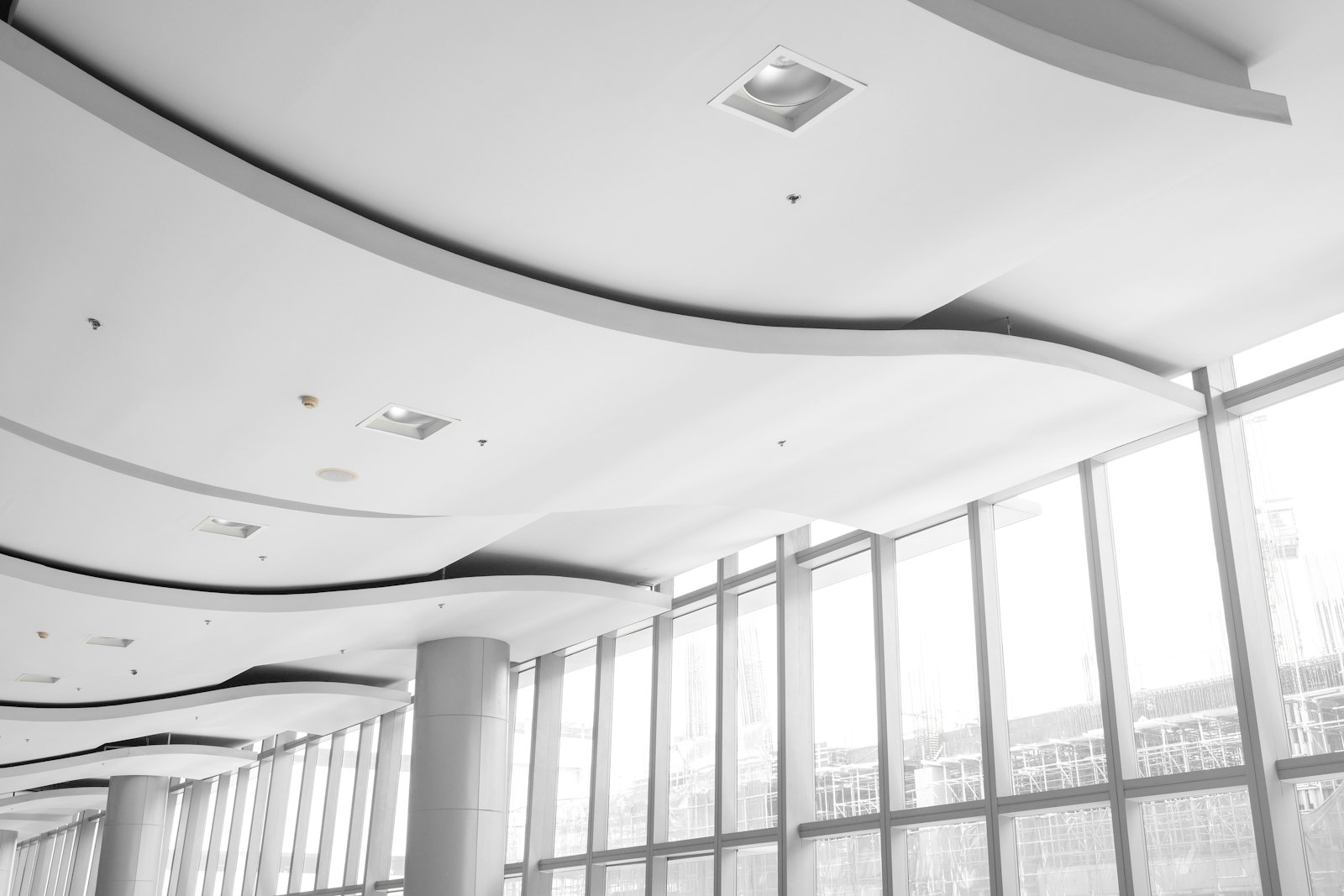 Forro residencial: gesso, drywall, PVC ou madeira? Como escolher e instalar (NBR 16591 e NBR 14285)